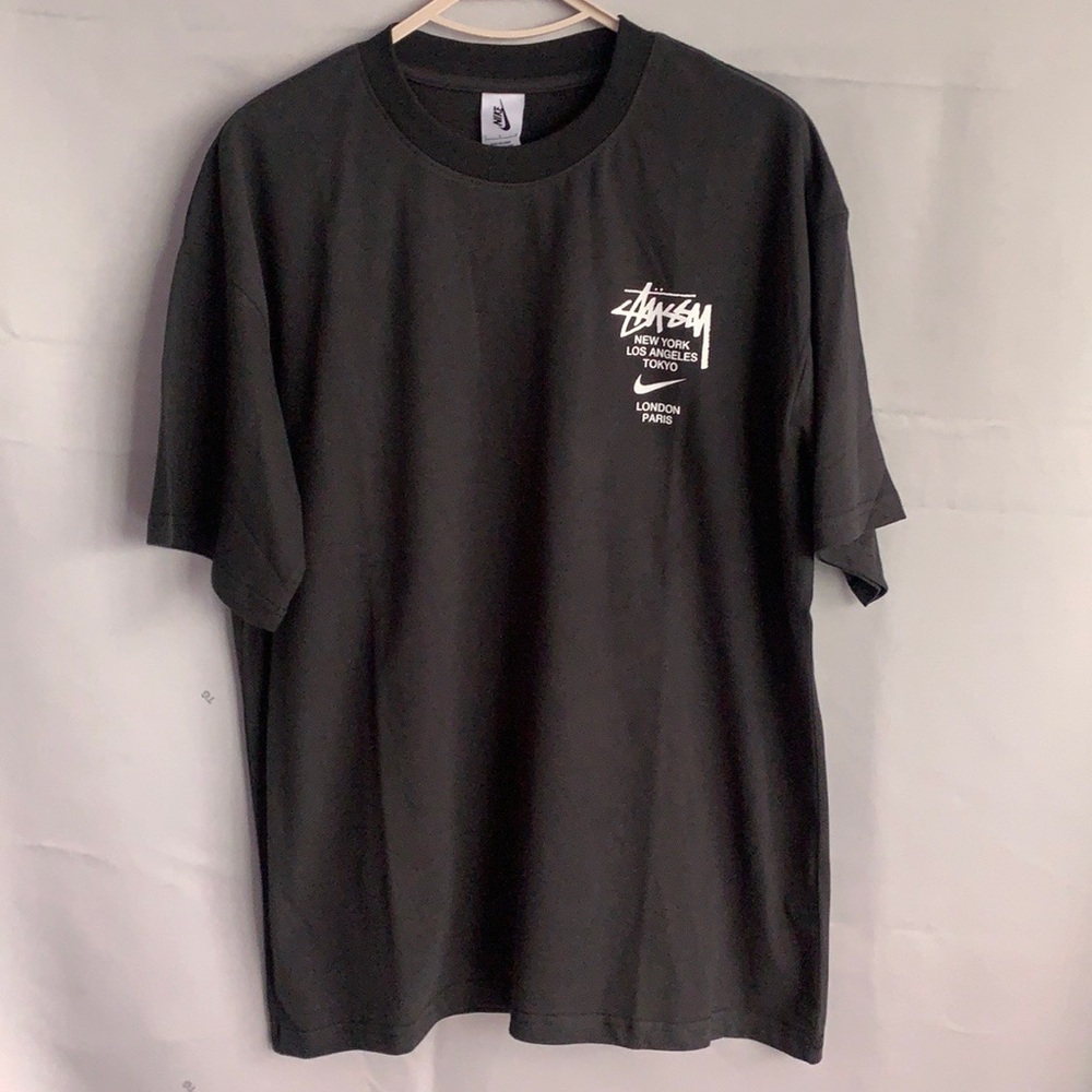 Men’s Nike and Stussy Tee 👕